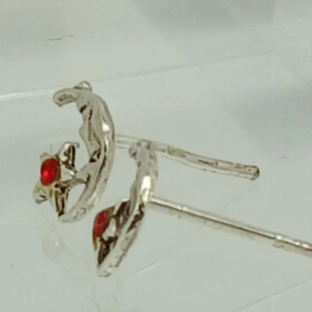 925 Sterling Silver Crescent Moon and Star Red Crystal‎ Stud Earrings Celestial